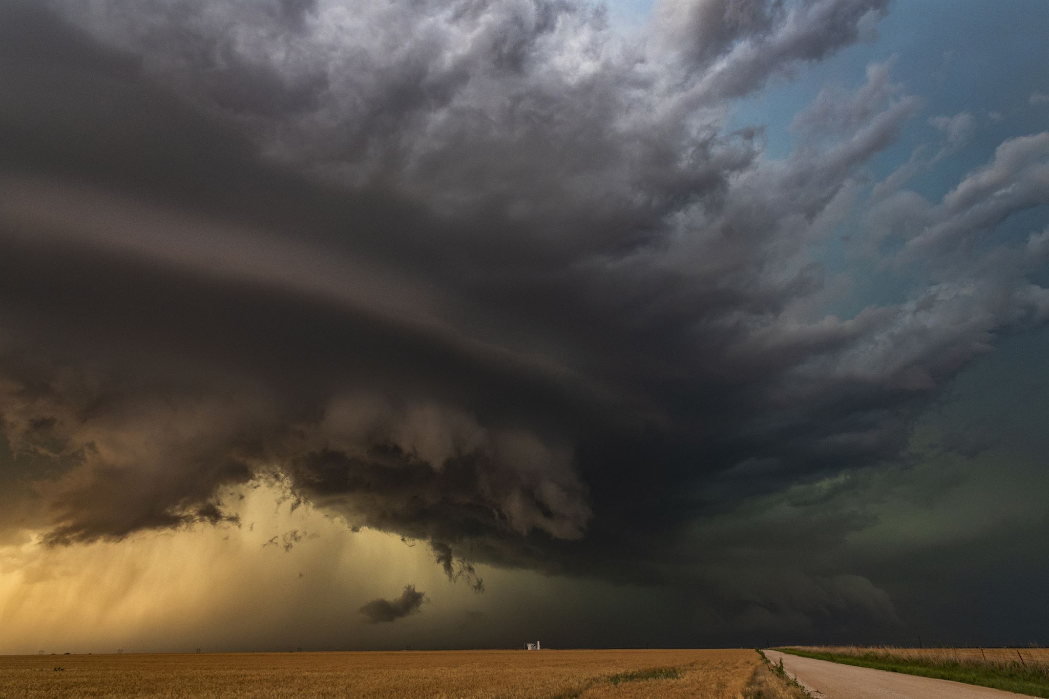 The-angle-of-the-storm-to-hit.